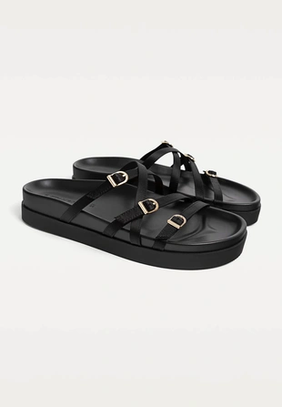 BLACK |9252/570 - Stradivarius Сандалии на плоской подошве с пряжками