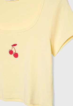 Pastel yellow|8071/600 - Stradivarius Укороченная футболка с принтом