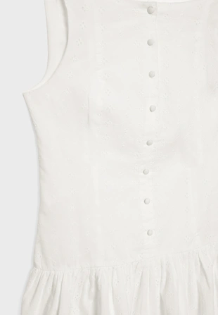 White|7216/581 - Stradivarius Короткое платье с вышивкой и пуговицами