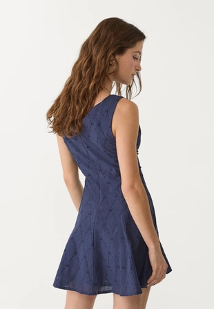 Купить Stradivarius Короткое платье с вышивкой