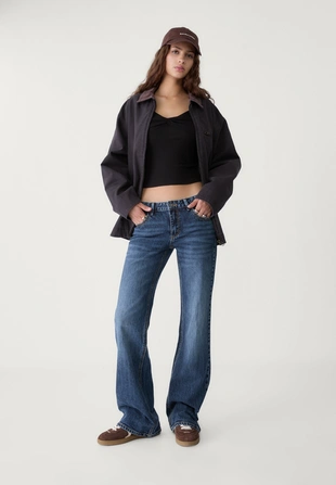 MEDIUM LIGHT BLUE DENIM|7364/590 - Stradivarius Расклешенные джинсы с низкой посадкой