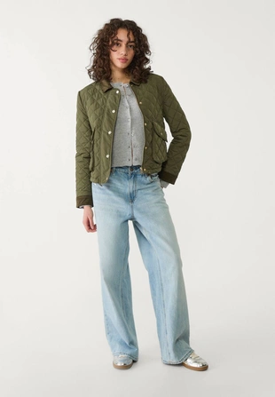 Сеганая куртка из вельвета с контрастной отделкой- Заказать в России