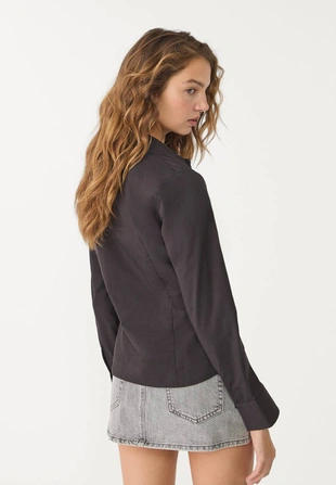 Базовая рубашка облегающего кроя- Заказать в России