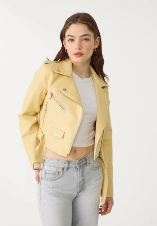 Куртка в байкерском стиле из искусственной кожи с ремнем- Заказать в России