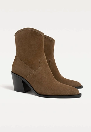 BEIGE|9913/470 - Stradivarius Кожаные ботильоны в ковбойском стиле