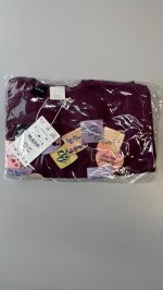 Zara ТОЛСТОВКА С НАШИВКАМИ MINNIE MOUSE AND FRIENDS © DISNEY Burgundy | 0377/539/681