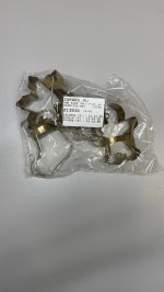 Zara Набор стальных форм для выпечки рождественских украшений (набор из 4 штук) Gold / Silver | 8229/339/881