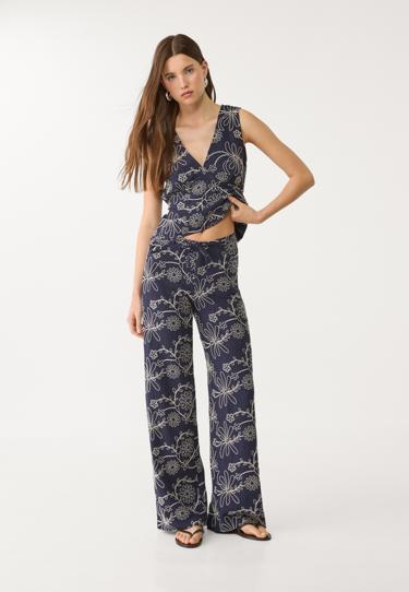 Stradivarius Брюки прямого кроя из смесового льна с вышивкой