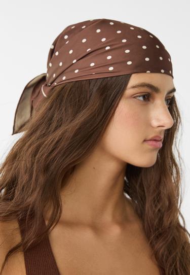 Stradivarius Платок в горошек купить с доставкой.