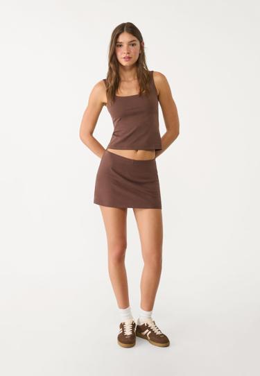 Stradivarius Базовый топ с квадратным вырезом