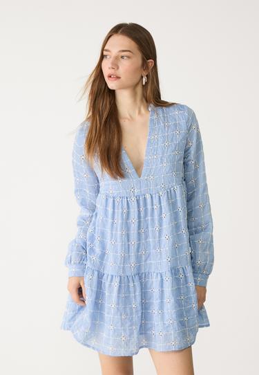 Stradivarius Короткое струящееся платье с вышивкой купить с доставкой.