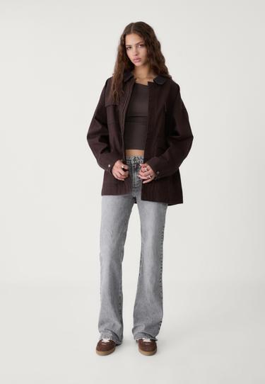 Stradivarius Расклешенные джинсы с карманами купить с доставкой.