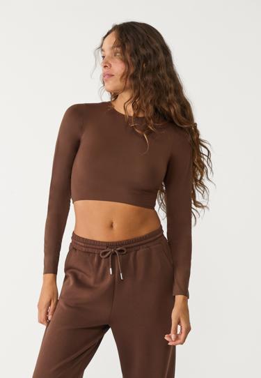 Stradivarius Укороченный топ с длинными рукавами купить с доставкой.