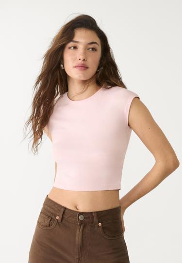 Stradivarius Укороченная базовая футболка в полоску купить с доставкой.