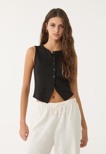 Stradivarius Базовая футболка с пуговицами купить с доставкой.