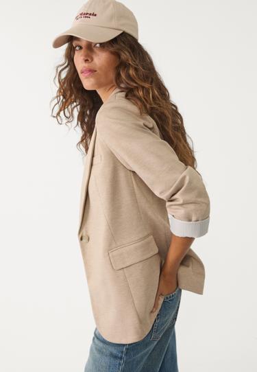 Stradivarius Блейзер облегающего кроя купить с доставкой.