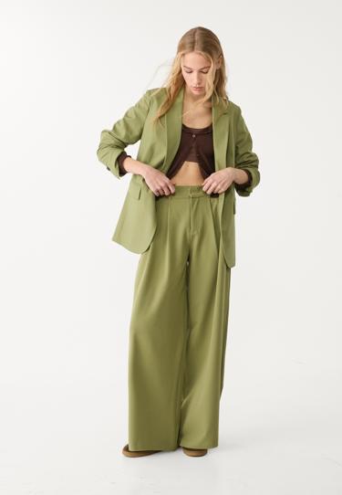 Stradivarius Блейзер прямого кроя купить с доставкой.