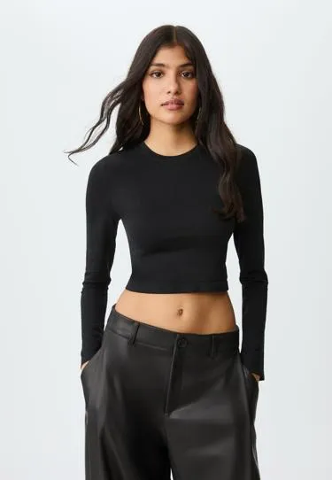 Базовая укороченная футболка