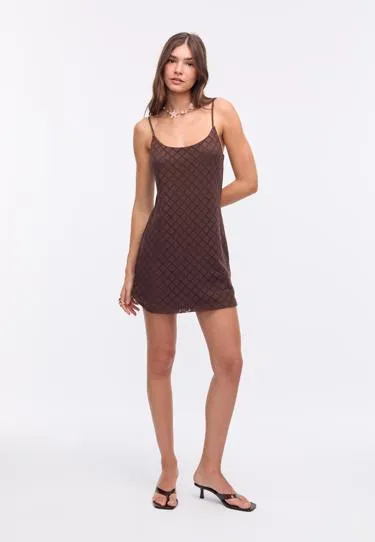 Короткое платье с эффектом кроше- Заказать в России