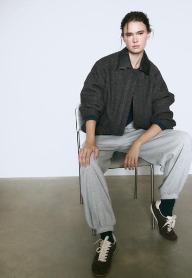 Куртка с карманами «елочка»- Заказать в России