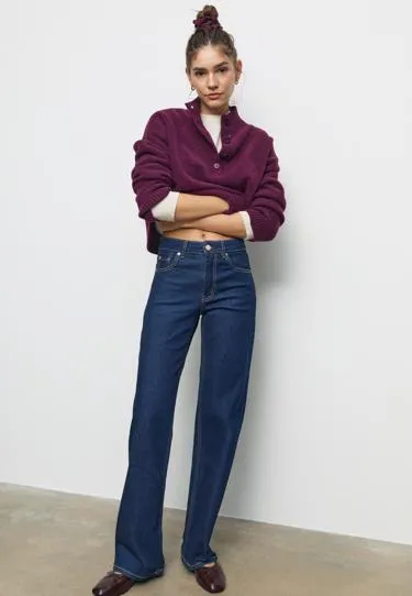 Джинсы прямого кроя- Заказать в России