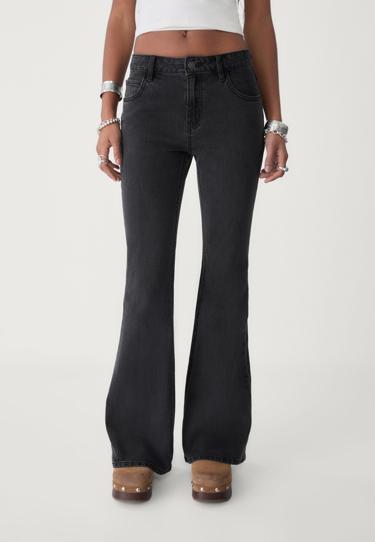 Stradivarius Джинсы клеш COMFORT