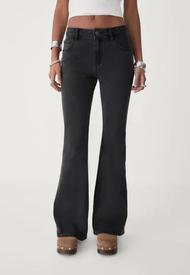 Джинсы клеш COMFORT- Заказать в России