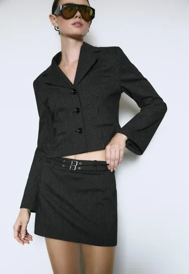 Укороченный пиджак в полоску- Заказать в России