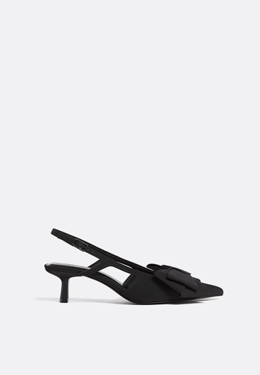 Туфли на среднем тонком каблуке с бантом