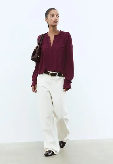 Блузка с оборками и пуговицами- Заказать в России