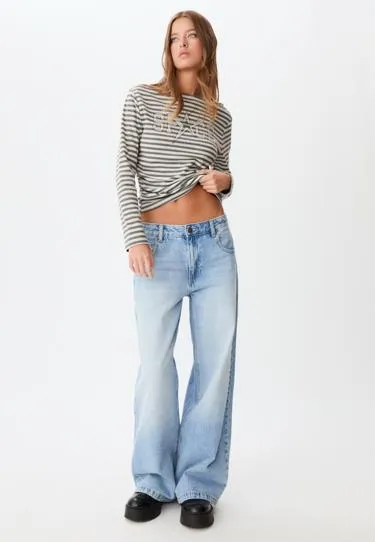 Футболка асимметричного кроя