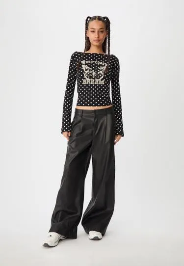 Футболка с вырезом «лодочка» в горошек