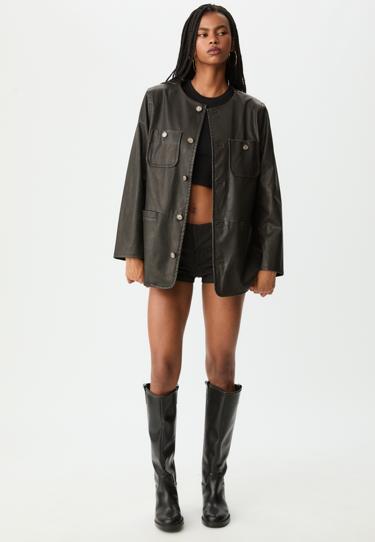 Stradivarius Пиджак из искусственной кожи с пуговицами