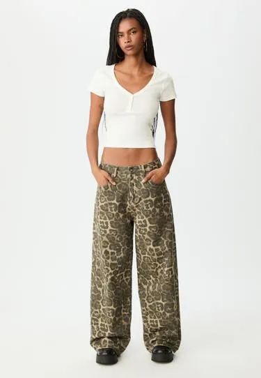 Футболка с короткими рукавами и пуговицами- Заказать в России