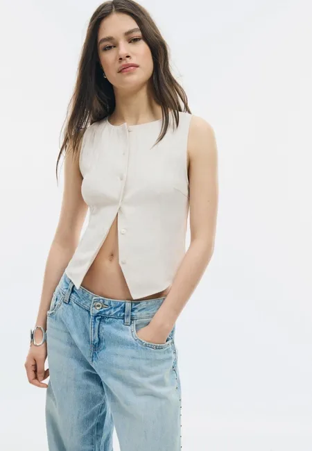 Текстурный топ на пуговицах- Заказать в России