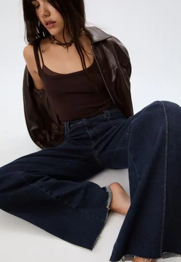 Джинсы D63 свободного кроя с декоративной строчкой- Заказать в России