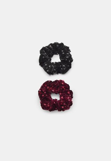 Stradivarius Набор из 2 резинок для волос из бархата с пайетками купить с доставкой.