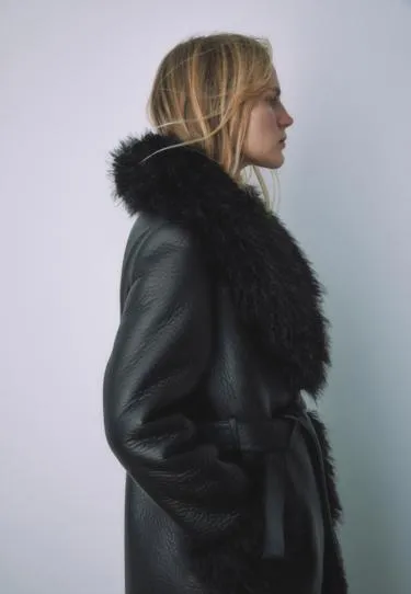 Длинное пальто с деталями из искусственного меха- Заказать в России