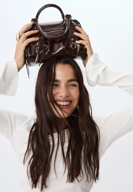 Сумка-боулинг с плечевым ремнем из искусственной кожи