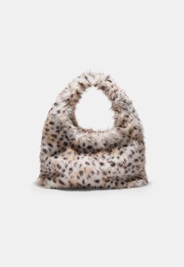 Stradivarius Сумка на плечо из искусственного меха купить с доставкой.