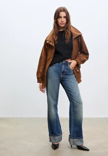 Базовая футболка REGULAR из мягкой ткани- Заказать в России