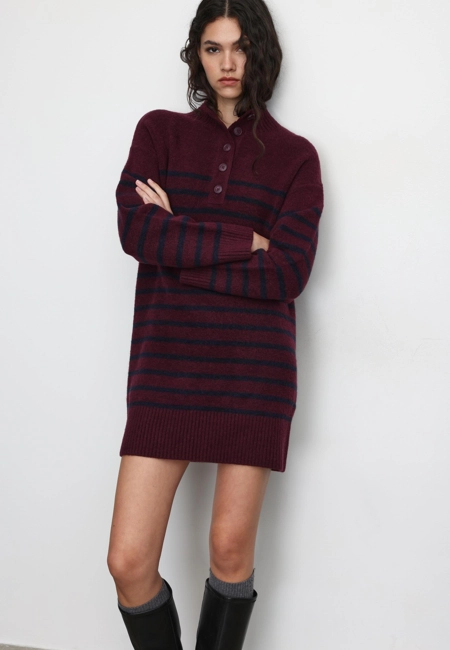 Stradivarius Короткое трикотажное платье в полоску с воротником-трубой