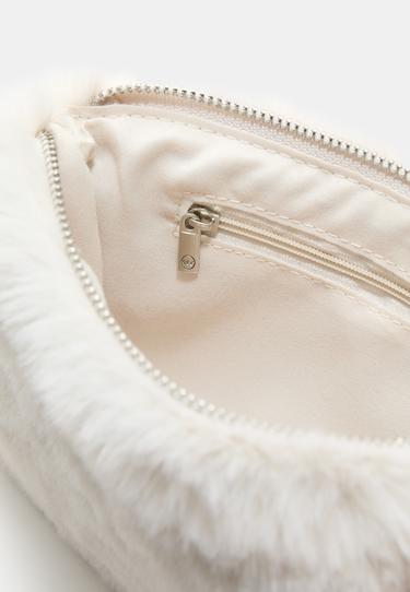 Косметичка из искусственного меха