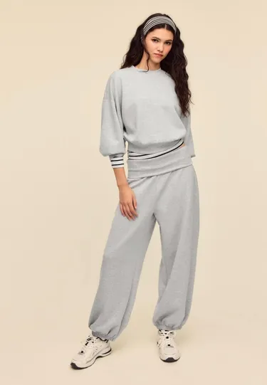 Толстовка с рукавами «летучая мышь» и мягкой на ощупь тканью- Заказать в России