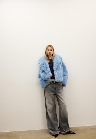 Stradivarius Куртка из искусственного меха с лацканами купить с доставкой.