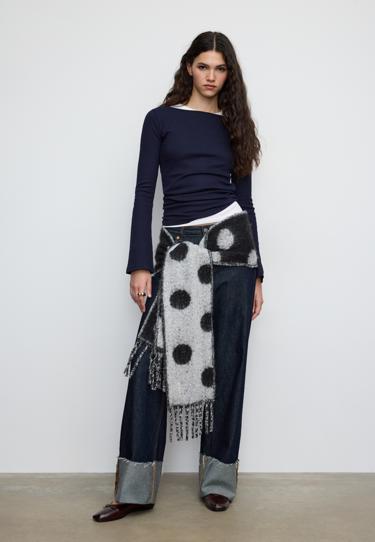 Stradivarius Базовая футболка с расклешенными рукавами