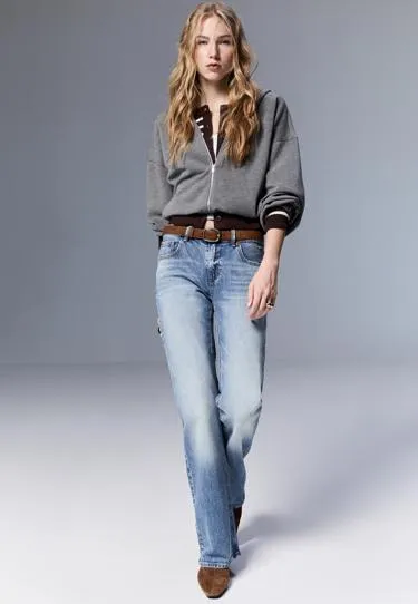 Джинсы D68 фасона BOOTCUT с поясом- Заказать в России