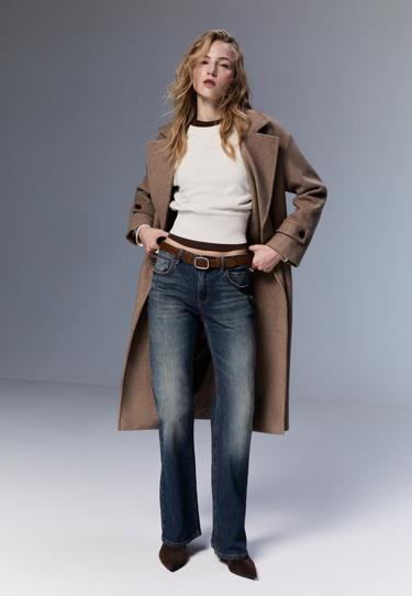 Stradivarius Джинсы D68 фасона BOOTCUT с поясом купить с доставкой.