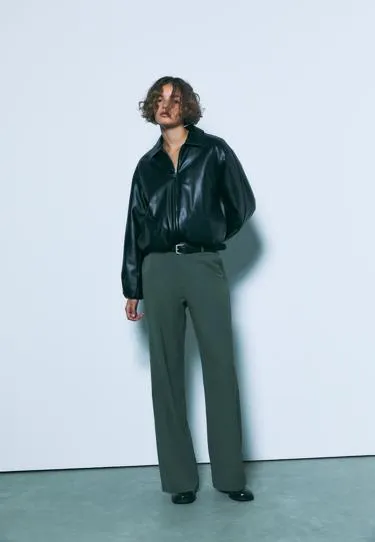 Прямые струящиеся брюки с поясом- Заказать в России