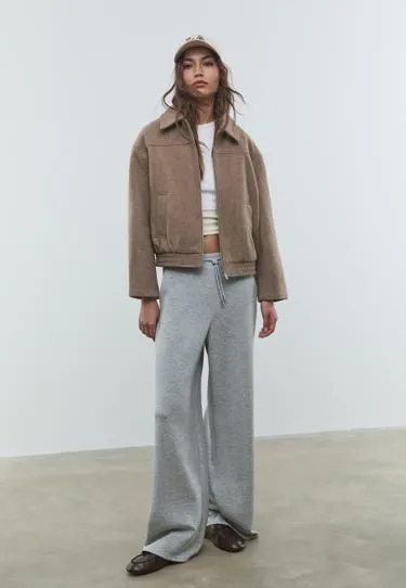 Куртка-бомбер из мягкой ткани- Заказать в России